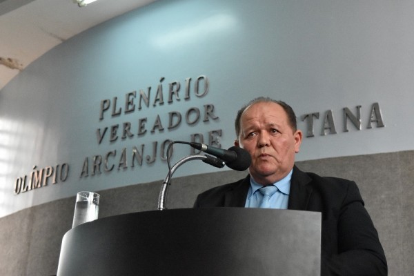 NOTA DE ESCLARECIMENTO SOBRE O PROJETO QUE DÁ NOVA DENOMINAÇÃO AO PRÉDIO DA CÂMARA MUNICIPAL DE ITABAIANA.