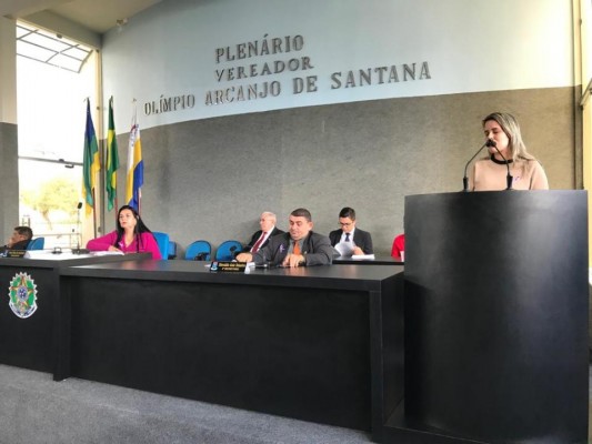CÂMARA PROMOVE PALESTRA SOBRE O COMBATE A TODAS AS FORMAS DE VIOLÊNCIA CONTRA A MULHER