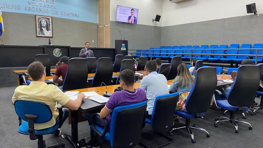 Servidores participam de curso sobre a Nova Lei de Licitações na Câmara de Itabaiana