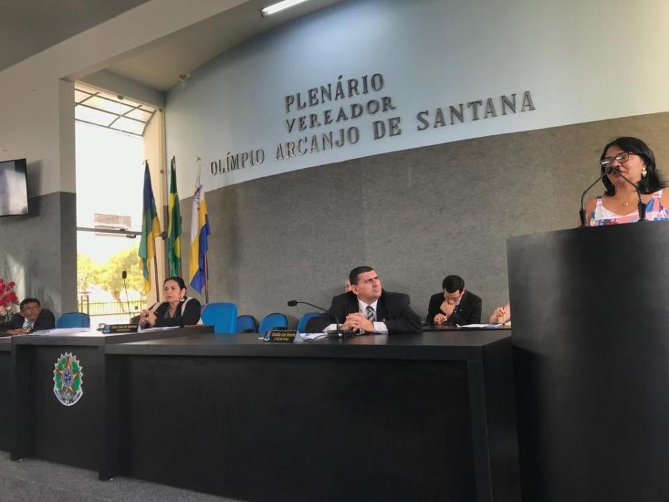 CÂMARA PROMOVE PALESTRA SOBRE O BANCO DE LEITE DE ITABAIANA