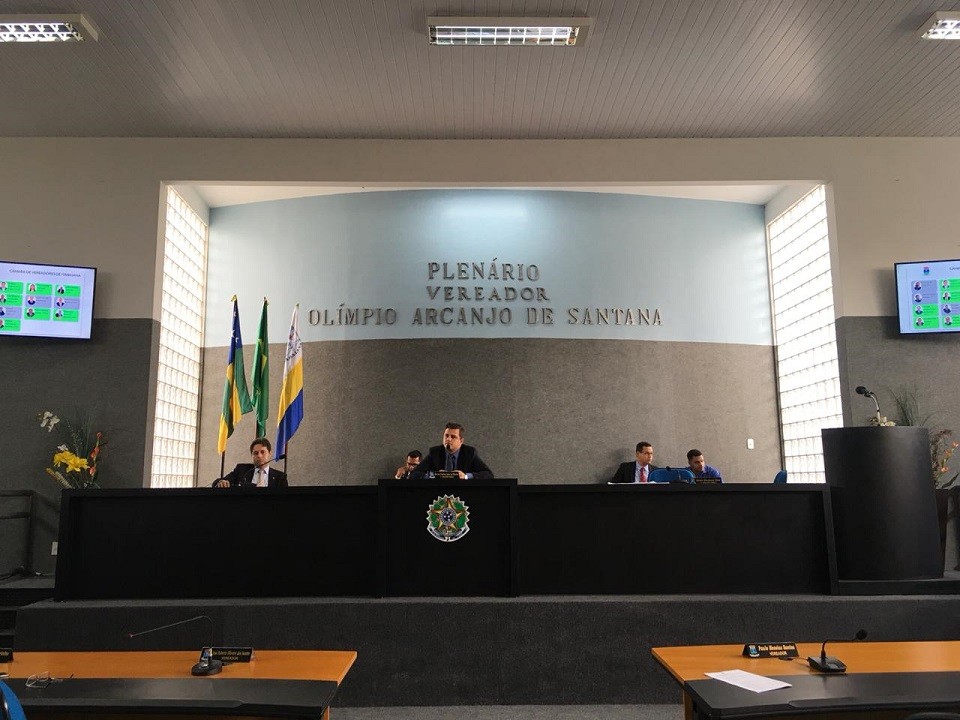 Vereadores aprovaram por unanimidade e em segunda votação, Projeto que institui atendimento preferencial aos caminhoneiros na rede municipal de saúde